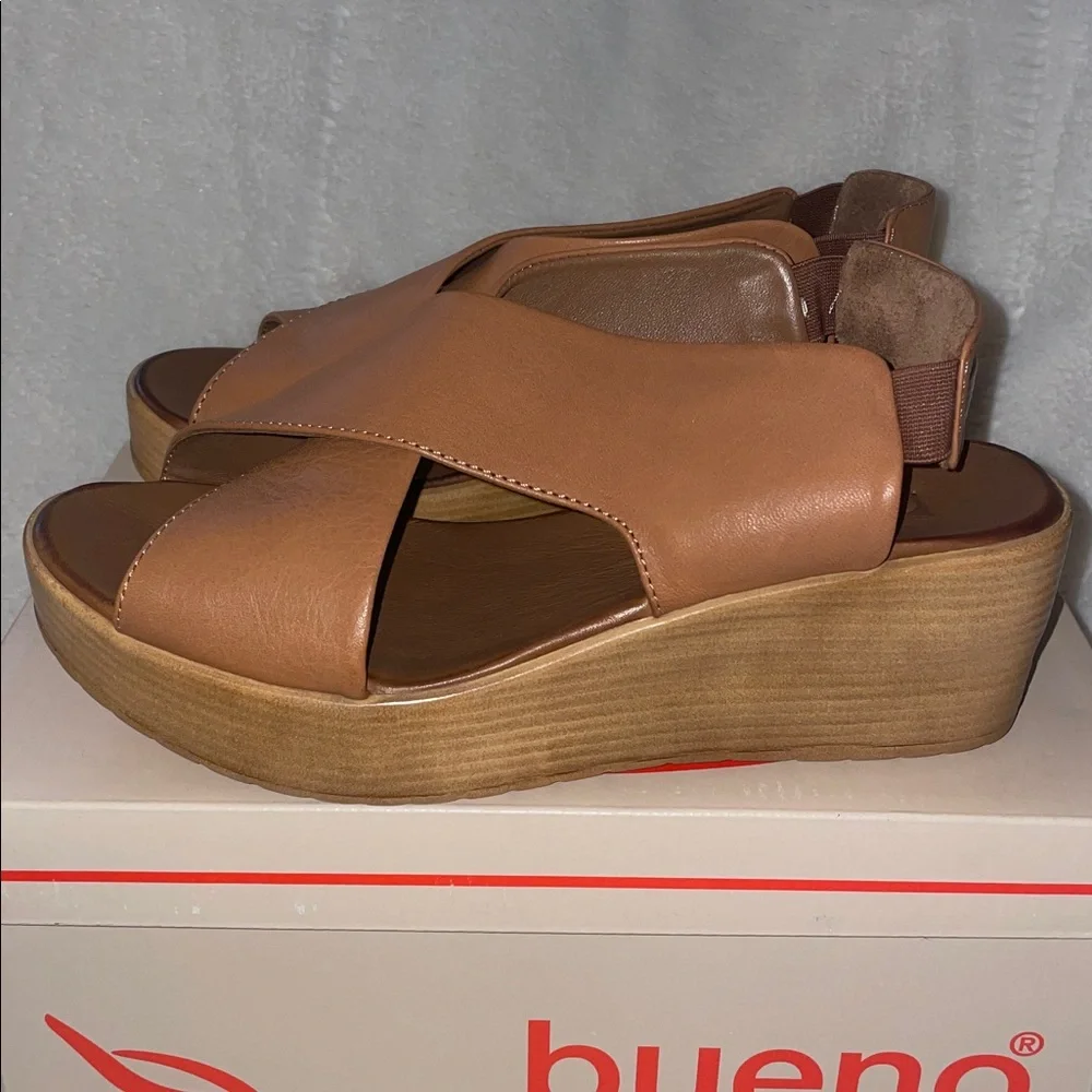 NWT BUENO Brand NAOMI Sandal in Dark Tan - Picture 11 of 14